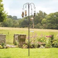 Bird Feeding Station With 4 Bird Feeders